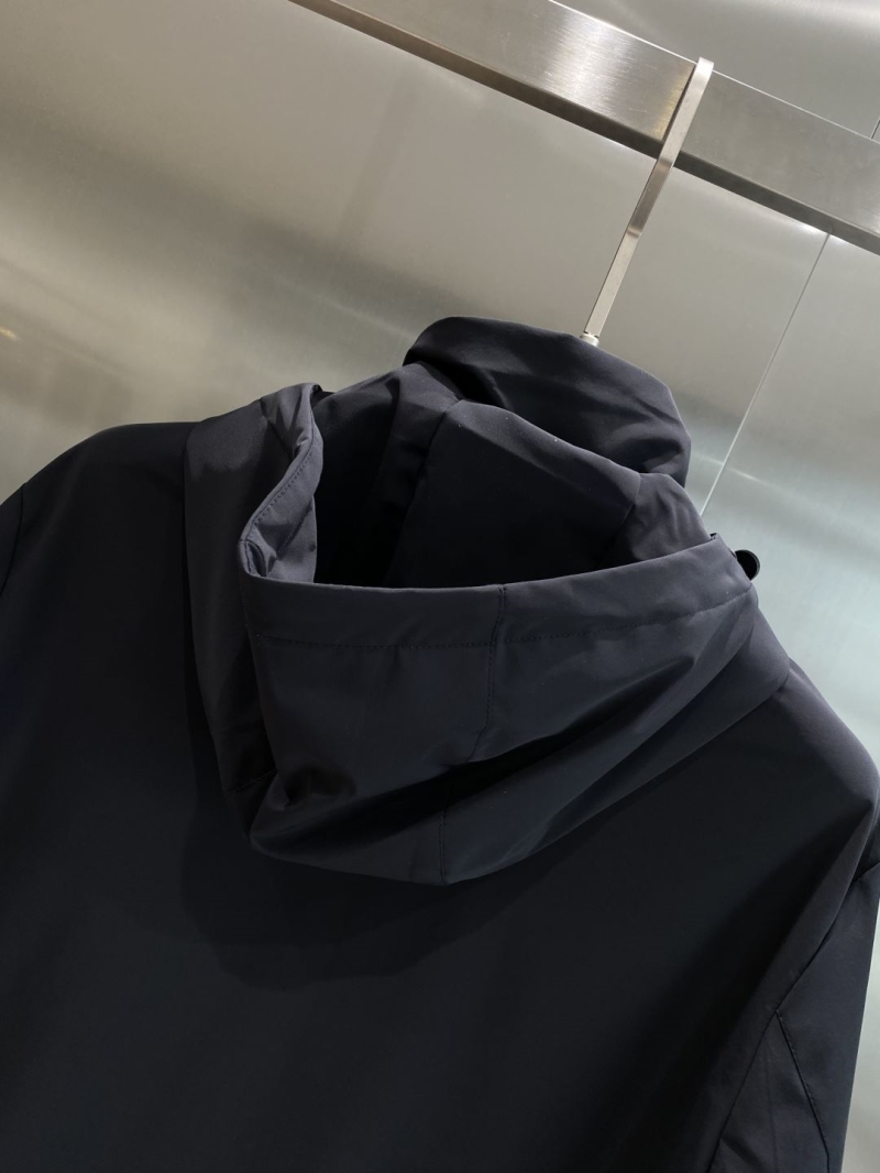 Bv*b*rry outwear